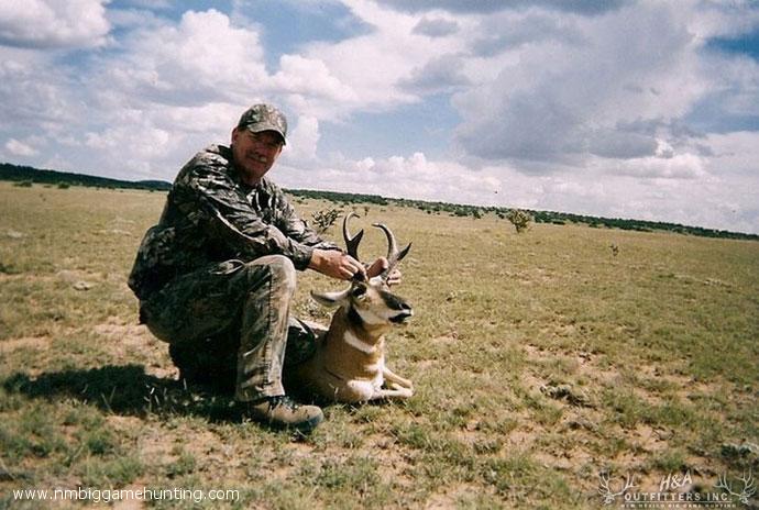 Pronghorn Hunts Photo